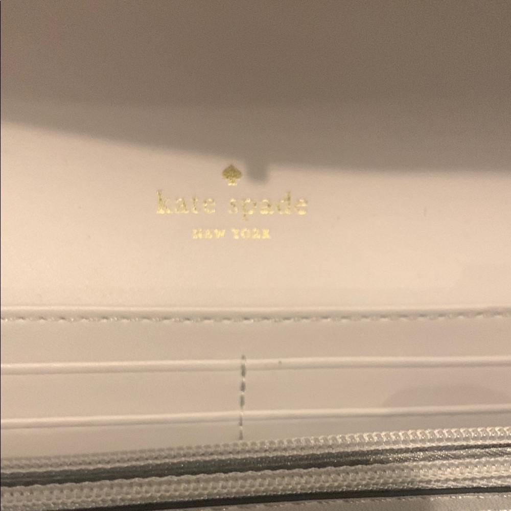 Kate Spade - Cream and Gray Wallet with Fold-Over Flap - Picture 3 of 4